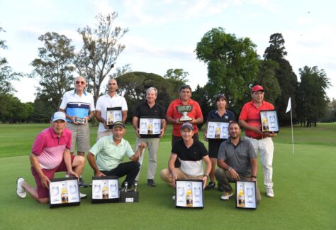 Martín Vieguer, Eduardo Alderete y Juan Carlos Raffo, los orgullosos ganadores del «15° Ranking Seniors»