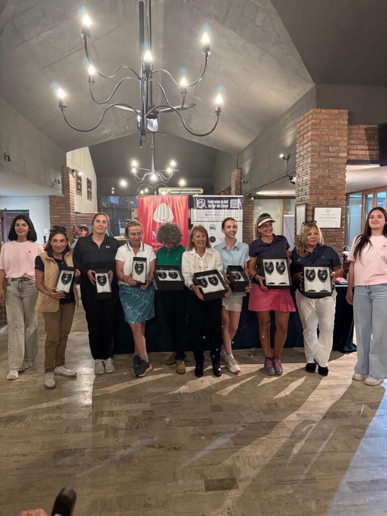 El Abierto de Damas de El Paso, cuarta fecha de nuestro ranking, floreció con buen juego, premios, regalos y buena música